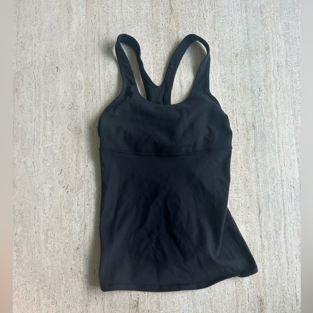 Lululemon workout top. Size 0.